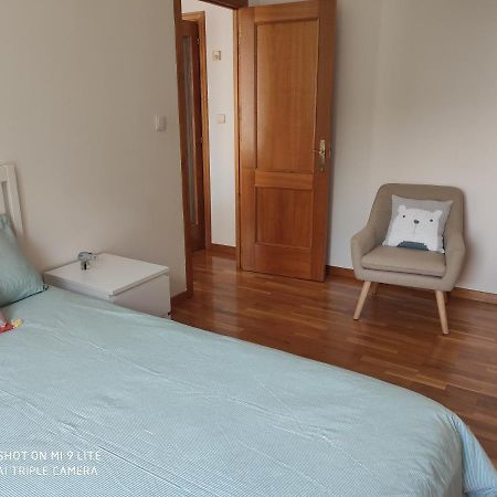 Luminoso Y Acogedor Apartamento En La Playa Oleiros Exterior foto